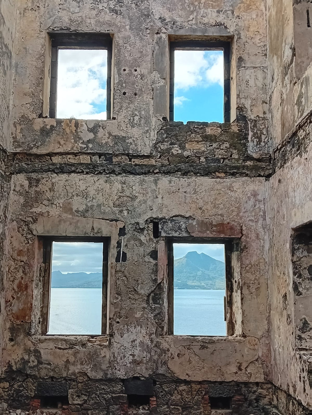 South-East Mauritius Half-Day Explorer: Sail, Snorkel & Discover!